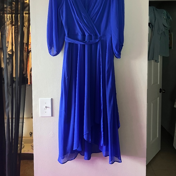 Royal Blue 3/4 sleeve Flowy Midi Dress DKNY V Neck - Picture 5 of 5